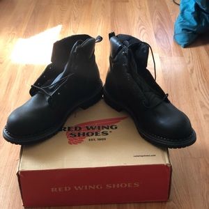 BNIB Red Wing Work Boots